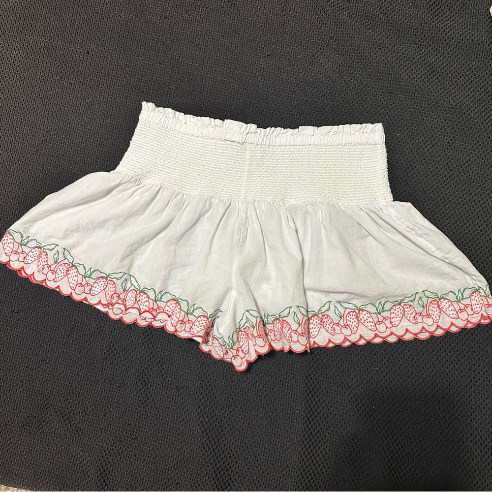 Joie Women’s M Strawberry Cherry Embroidered Scalloped Shorts Summer Festival - Picture 8 of 8